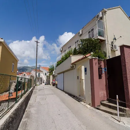 Olga * Ντουμπρόβνικ